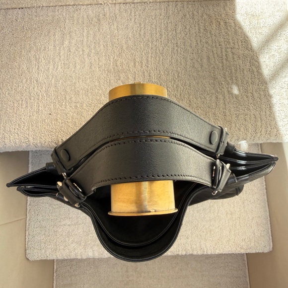 Gucci Sakai Be Green Calfskin Diagonal Stitched Medium Blondie Tote Black - Picture 13 of 14